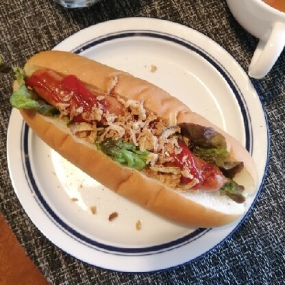 ホットドッグが食べたくなり、参考にさせて頂きました。ご紹介有難うございました。美味しくできました。